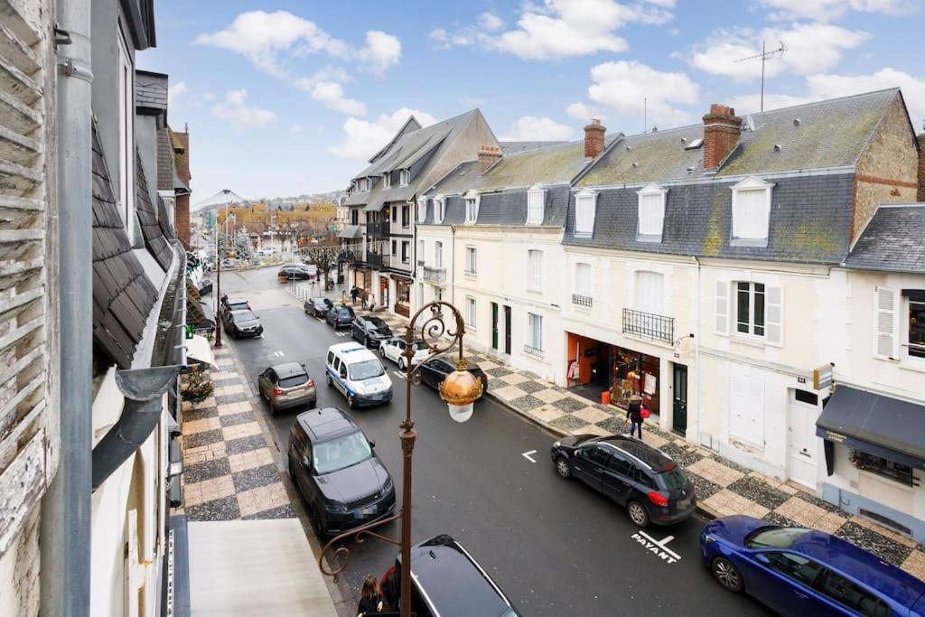 Anj Appartement Centre Ville Deauville Exterior photo